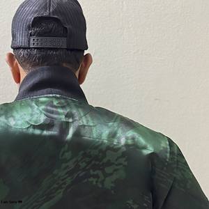 Blouson d'hiver en jean imprimé tendance pour adultes, avec devant en toile respirant, coupe-vent confortable, style streetwear, col montant pour l'automne - Product Image 5