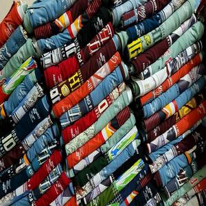 T-shirt en coton à motifs mixtes T-shirt imprimé pour femmes et hommes Vêtements en stock T-shirt à manches courtes Ventes à prix réduit d'usine - Product Image 1