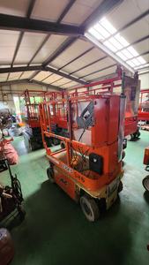 Plateforme élévatrice à ciseaux électrique JLG, taille compacte, utilisation en intérieur, capacité de charge de 230 kg, hauteur maximale de 5,66 m, entretien des installations - Product Image 3