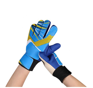 ถุงมือผู้รักษาประตูฟุตบอลโลโก้แบบมืออาชีพ - Product Image 2