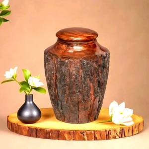 Urna de cremación de madera con etiquetado privado con material de alta calidad, perfecta para funerales y almacenamiento seguro de cenizas - Product Image 4