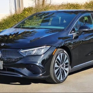 Mercedes-Benz EQE 350+ 2023 de conception standard - Product Image 1