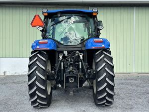 รถแทรกเตอร์ฮอลแลนด์ T6050 ปี 2011 ใหม่และมือสอง เครื่องจักรกลการเกษตร คุณภาพดีและใช้งานได้ รถแทรกเตอร์มือสองสำหรับขาย - Product Image 4