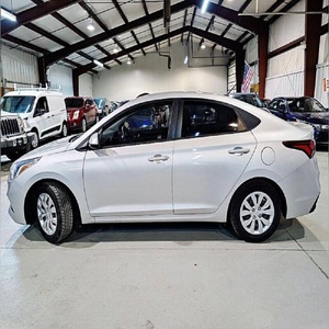 EXCELLENT ÉTAT 2020-Hyundai Accent - Product Image 2