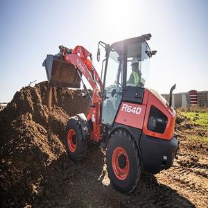 Chargeuses sur pneus Kubota de qualité supérieure à prix abordable disponibles en stock avec livraison rapide dans tout le pays, parfaites pour la construction agricole - Product Image 2