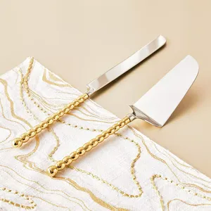 Serveur à gâteau en acier inoxydable de conception élégante pour l'inauguration d'une maison, outil de service de dessert en métal argenté pour les mariages et les cadeaux de fête - Product Image 5