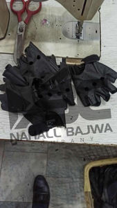 ODM Breathable Great Fit <b>Woman</b> Sports Training Workout Body Building Gym <b>Gloves</b> Custom Design Factory Supplier. - Product Image 3