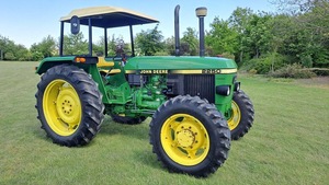 Tracteur de marche John Dear 2250 d'occasion avec cabine 62 HP de bonne qualité à vendre - Product Image 6