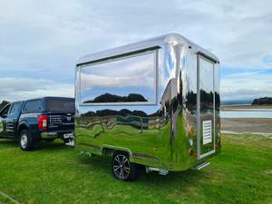 Se vende Food Truck móvil con cocina completa a base de leche - Product Image 4