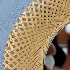 Espejo de bambú bohemio para decoración del hogar, colgador de pared hecho a mano de Vietnam - Product Image 6