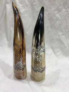 แก้วน้ำวัวกระทิงธรรมชาติแบบไวกิ้ง พร้อมฐานไม้ ขัดเงา กันน้ำ ทนทาน เป็นมิตรกับสิ่งแวดล้อม ทำด้วยมือ ของขวัญแทนใจสำหรับธุรกิจ - Product Image 5