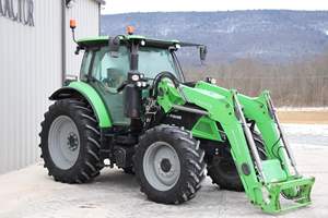 Tractor Deutz-Fahr 6130 TTV de 126 CV, Tractor Agrícola 4x4 con Transmisión TTV y Motor Deutz - Product Image 3