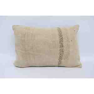 หมอนขนสัตว์งานเย็บปะสีเบจแคนธาหรูหรา16X24นิ้วแบบวินเทจผ้าหนานุ่มปักลายดีไซน์แบบชนบทสำหรับปูพื้นเครื่องนอน - Product Image 1