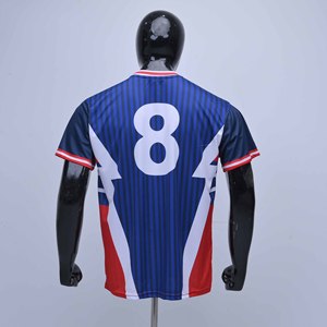 เสื้อฟุตบอลผู้ชายสั่งทำขายส่ง พิมพ์ลายแบบ Sublimation แขนสั้น ดีไซน์เรียบง่าย แห้งเร็ว คอกลม โพลีเอสเตอร์ โลโก้ด้านหน้า สำหรับฤดูร้อน - Product Image 2