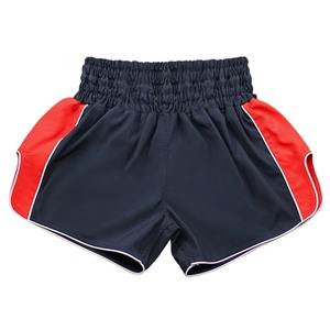 Short de course léger noir et rouge pour hommes et femmes Entraînement athlétique et sport avec fonction extensible - Product Image 1