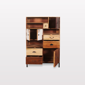 Commode traditionnelle de qualité supérieure avec détails ornés et quincaillerie en laiton antique Coffre de rangement à 7 tiroirs avec design élégant - Product Image 6