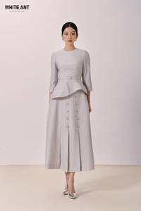 Blusas de mujer de diseño elegante con cinturón de manga larga Conjunto de 2 piezas JOSS PEPLUM BLUSA 79% Rayon 17% Nylon 4% Poly WHITE ANT - Product Image 2