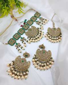 Hermoso conjunto de collar de gargantilla de diseñador con Maangtikka para mujer perfecto para boda, ropa de fiesta último conjunto de collar de lujo - Product Image 6