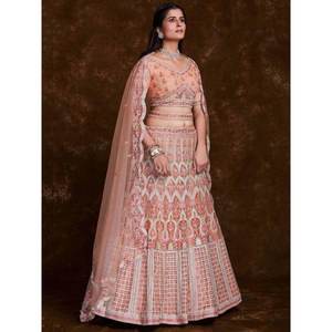 Lehenga Choli de mariage en filet orné de pierres de pêche enchantées avec dupatta pour les occasions spéciales - Product Image 5