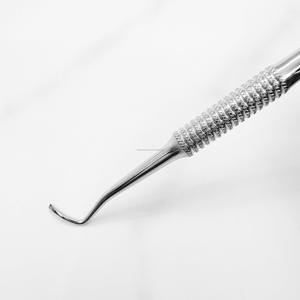 Lima de Uñas Profesional de Acero Inoxidable de Doble Punta y Empujador de Cutículas, Herramienta Reutilizable y Duradera para Manicura, Pedicura y Limpieza de Uñas - Product Image 5