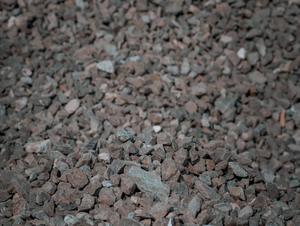 Basalte à faible teneur en cendres, pierre naturelle granulaire ronde, non toxique, écologique, pour combustible de four de sidérurgie - Product Image 1