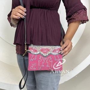 Nuevo diseño de loto rosa, Mini bolso cruzado de cuero de ante con herramientas manuales, bolso de mano de estilo Vintage para mujer de alta calidad, bolsos con cremallera - Product Image 1