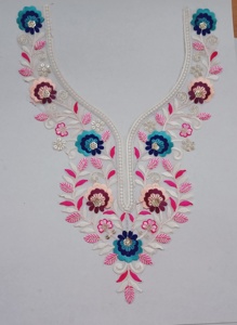 Fourniture en gros d'appliques de col brodées pour les besoins de couture - Product Image 2