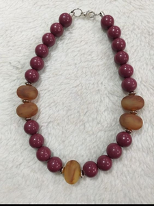 Collier de pendentif en résine vintage de luxe fait à la main pour femmes pièce de bijoux créative et unique pour la mode, cadeau ou affichage - Product Image 2