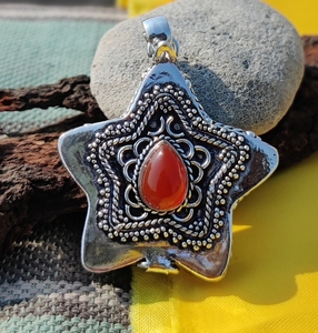 925 argent Sterling classique forme de poire cornaline pierre précieuse pendentif bijoux en gros fins pour les concepteurs et les collectionneurs - Product Image 1