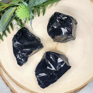 Pierres <span class=keywords><strong>de</strong></span> <span class=keywords><strong>cristal</strong></span> d'obsidienne noire brute naturelle pour la guérison, le Feng Shui, le Reiki et la méditation - Pierres brutes en gros - Product Image 6