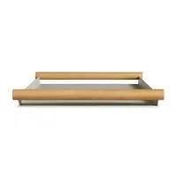 Plateau de service artisanal en aluminium haut de gamme avec finition métallique élégante pour l'hôtellerie moderne et la décoration intérieure, plaqué, sûr, de fabrication américaine