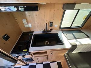 Gran Oferta 2025 2026 Sunsets Park SUNRAY R136 RETRO Remolques de Viaje Modernos, Ligeros e Impermeables para Campistas, Disponibles - Product Image 2