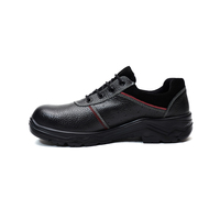 Chaussures de sécurité en cuir véritable poli pour hommes à usage industriel avec toutes les caractéristiques de sécurité nécessaires pour une utilisation en usine