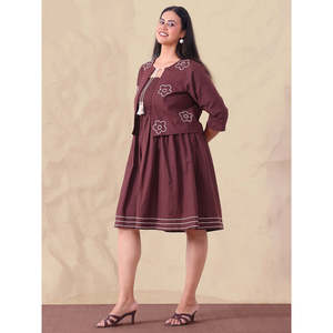 Deebaco Women's Brown Plus <b>Size</b> Cotton Embroidered Floral A-Line <b>Dress</b> With Shrug Knee-Length Bohemian Casual <b>Summer</b> Style - Product Image 3