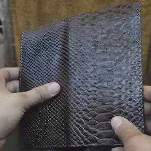 Cartera Larga de Lujo con Textura Marrón para Hombre y Mujer, con Múltiples Ranuras para Tarjetas y Bolsillo con Cremallera, Organizador de Efectivo Delgado y Duradero - Product Image 2