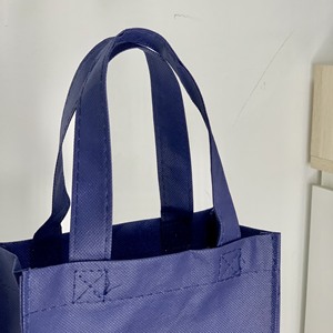 Sac fourre-tout bleu non tissé avec poignées longues, sac de shopping réutilisable en tissu tissé PP pour les affaires - Product Image 3