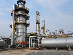 Proyecto Completo de Refinería de Petróleo con Bomba de Suministro de Crudo y Productos Petrolíferos Incluida, 380V 70000kg - Product Image 2
