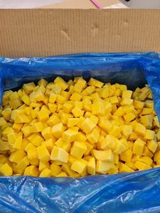 Cubes de mangue congelés de haute qualité du Vietnam IQF vente chaude - Product Image 2