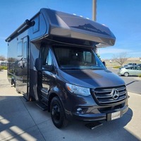 Camping-car de luxe en aluminium 2024 à vendre, modèle Sprinter, diesel, avec cuisine, salle de bain, lit et système solaire