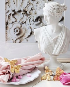 Customized Modern Elegant Metal Gold <b>Butterfly</b> Design Ring Cloth Roll Napkin Holder For Home Hotel And Restaurants Decor - Product Image 6