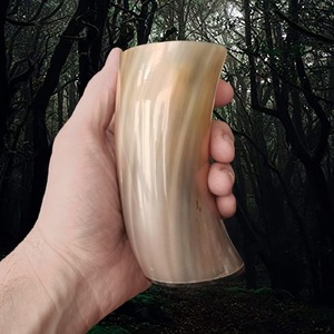 Tasse en verre poli à la main en corne de buffle naturelle avec boîte-cadeau de qualité supérieure pour les marques du patrimoine au prix de gros - Product Image 1