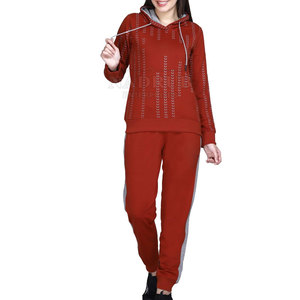 Conjunto de chándal estampado informal Ideal para deportes, descanso o chándal estampado de estilo callejero Conjunto a juego elegante y cómodo - Product Image 1