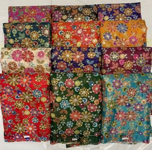 Traje Étnico Tradicional Lehenga Choli con Motivos Precisamente Colocados, Acabado Sedoso, Ligero y Transpirable - Product Image 2