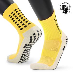 Chaussettes de sport épaisses pour hommes personnalisées - Polyester/Spandex/Nylon/Coton, séchage rapide, respirantes, antidérapantes pour la gym et la musculation - Product Image 5
