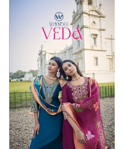 Ropa de fiesta corta SalwarKameez paquistaní para damas en traje cosido de terciopelo blanco - Product Image 6