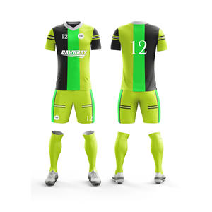 Uniforme d'équipe de football professionnel avec logo personnalisé |   Tailles pour hommes, femmes et jeunes |   Vêtements de sport légers et à séchage rapide en gros - Product Image 3