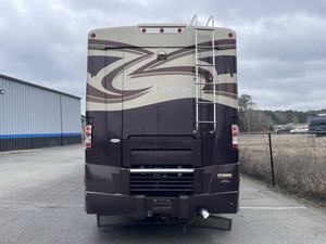 2023 2022 Used Itascas Horizon 40TD Motorhomes RVs with Aluminum Construction for Family Camping & Road Trips 4-6 Passengers - Product Image 3