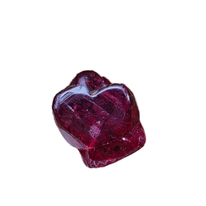 พลอยสปิเนลสีแดงธรรมชาติทรงหัวใจสำหรับทำเครื่องประดับ - Product Image 1