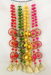 Cadena de borla de pompón ecológica colgante de pared decorativo y telón de fondo para decoración de Haldi Mehendi Sangeet - Product Image 4