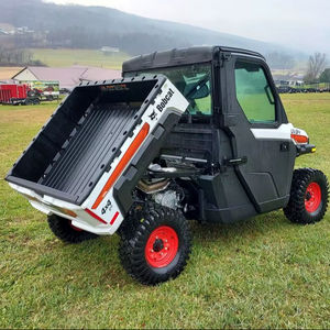 Véhicule utilitaire agricole tout-terrain Bobcats 4x4 robuste, tracteur à roues côte à côte puissant avec pompe à moteur et engrenage, état d'occasion - Product Image 1